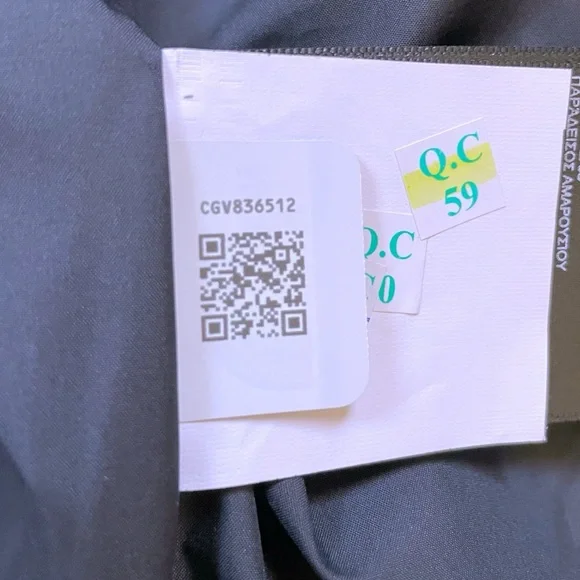 The North Face Women’s Baltic Down Puffer Hoodie Jacket - Picture 7 of 8